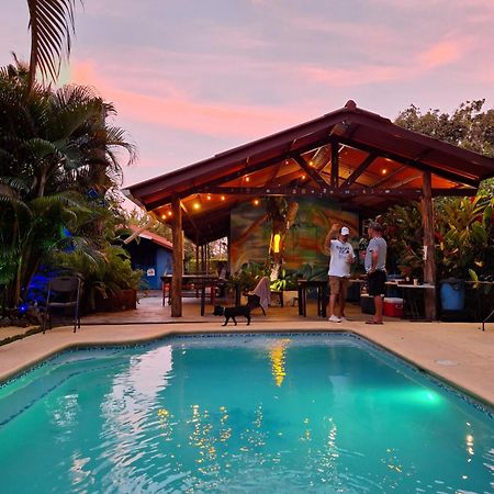 The Blue House Panama Guest House ชาเม ภายนอก รูปภาพ