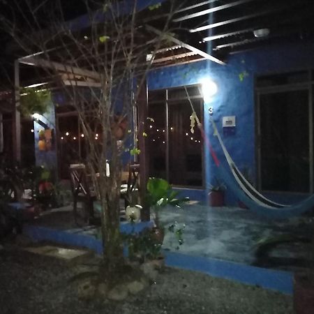 The Blue House Panama Guest House ชาเม ภายนอก รูปภาพ