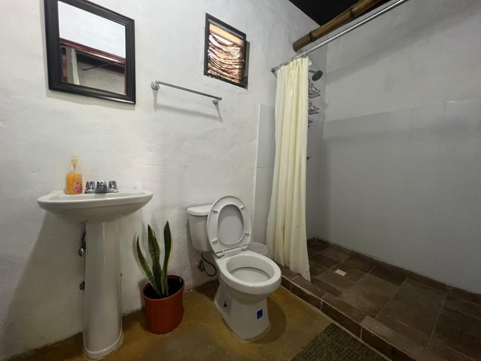 The Blue House Panama Guest House ชาเม ภายนอก รูปภาพ