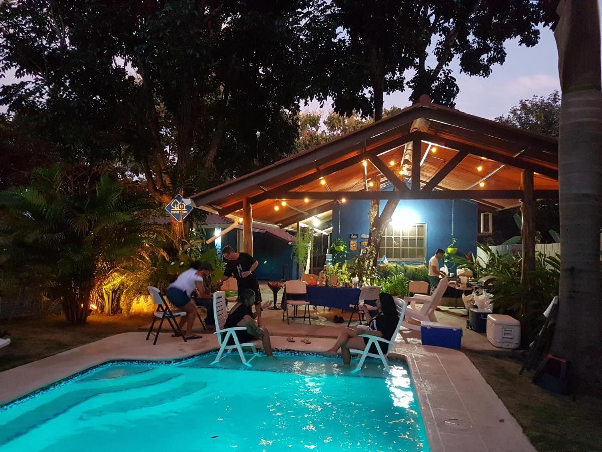 The Blue House Panama Guest House ชาเม ภายนอก รูปภาพ