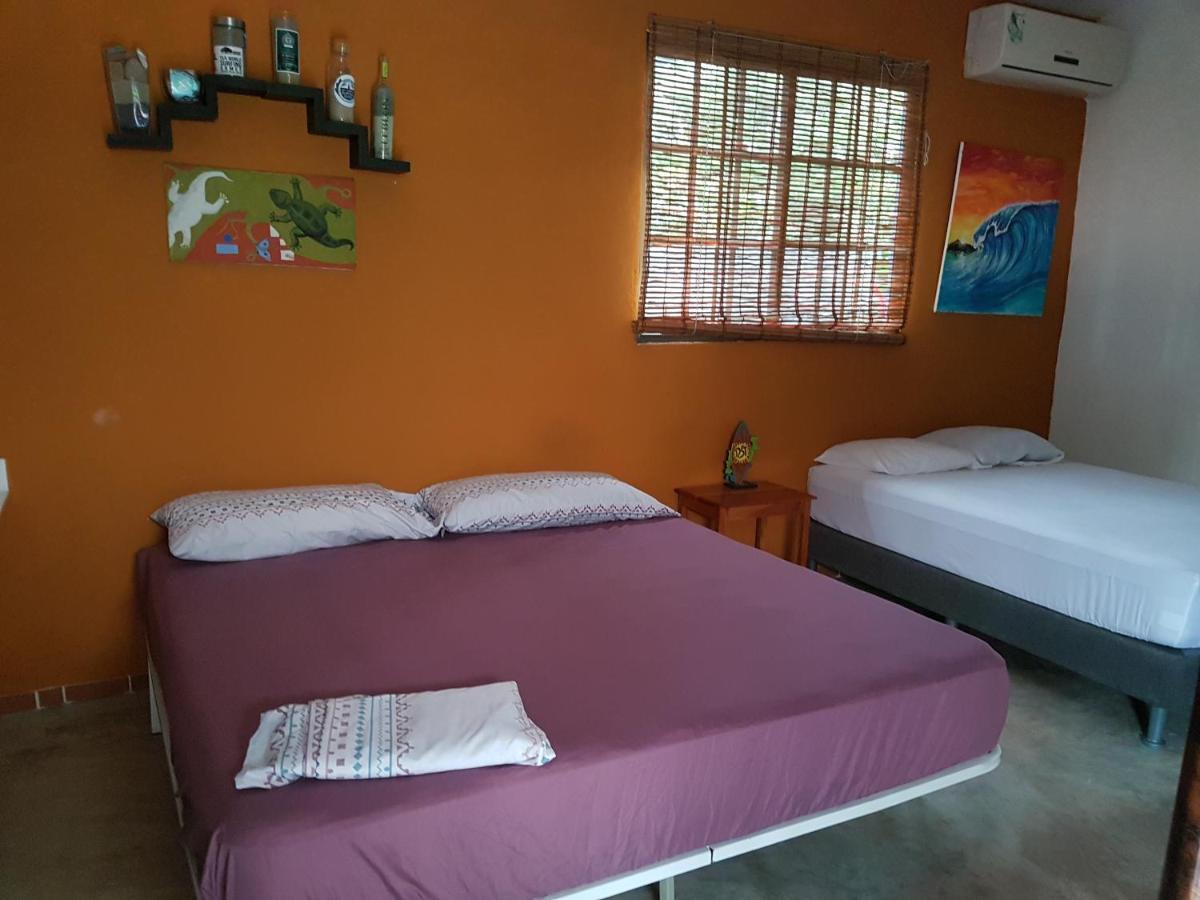 The Blue House Panama Guest House ชาเม ภายนอก รูปภาพ
